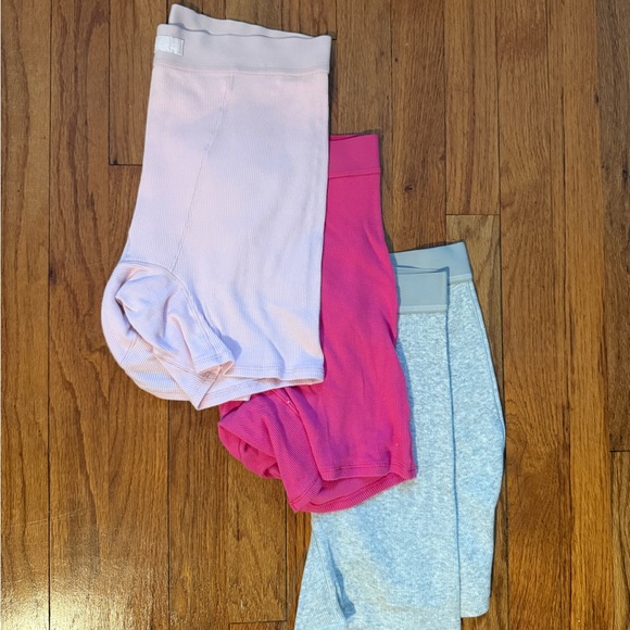 SKIMS Valentine’s Day cotton rib boxer set size medium - Picture 2 of 4